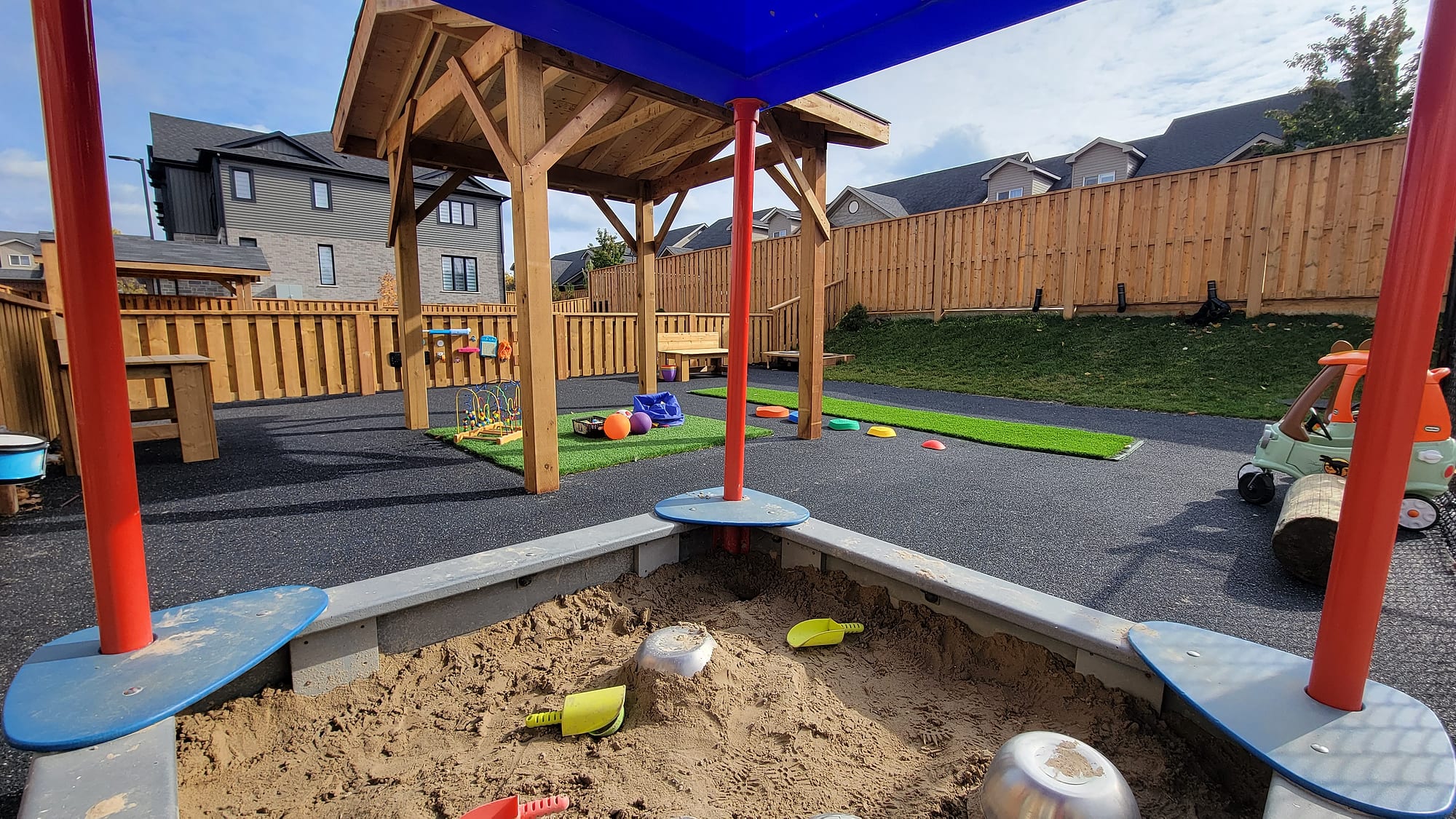 sandbox daycare playground shade rubber surfacing