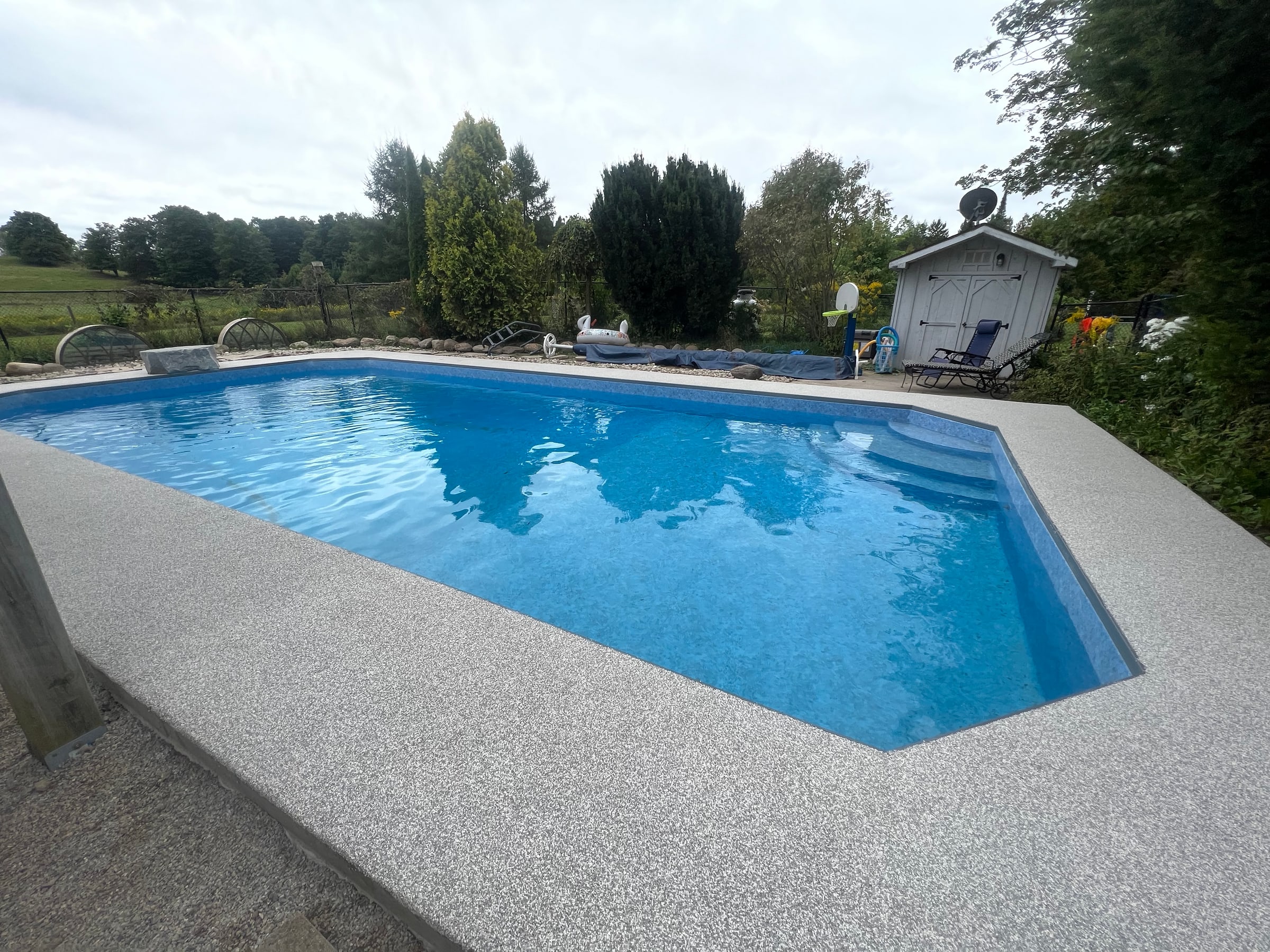 Simple grey rubber pool deck