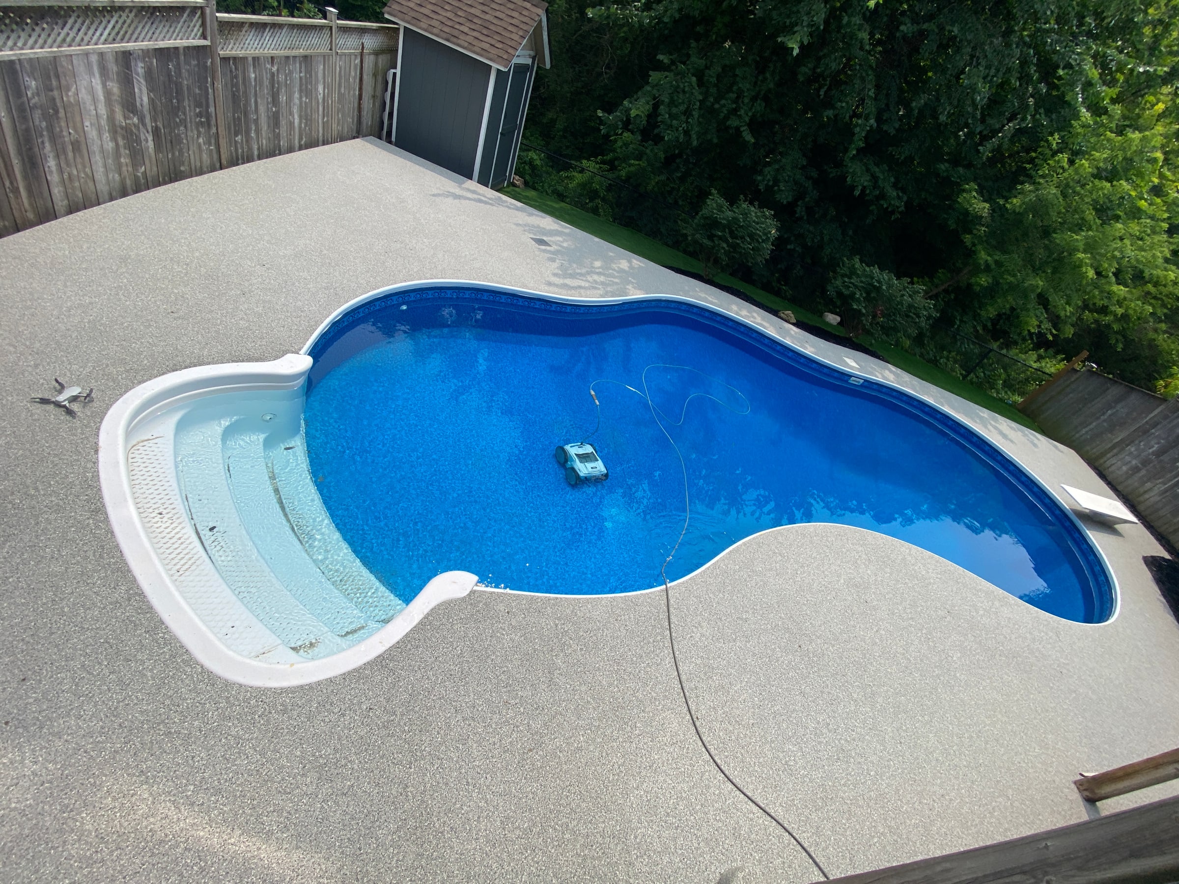 Rubber pool deck surface