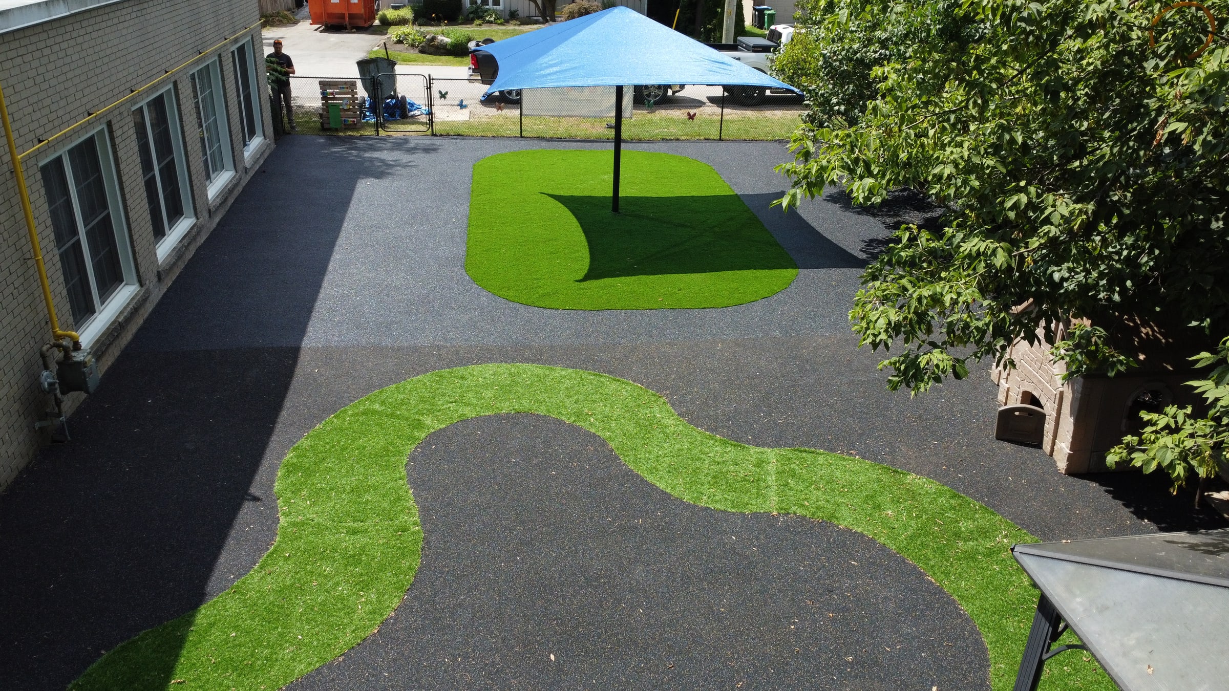 Sun shade providing UV protection at a daycare